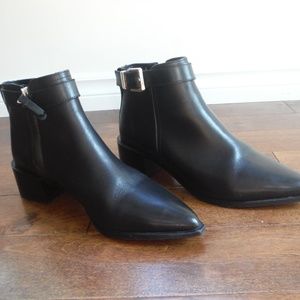 Massimo Dutti Black boots
